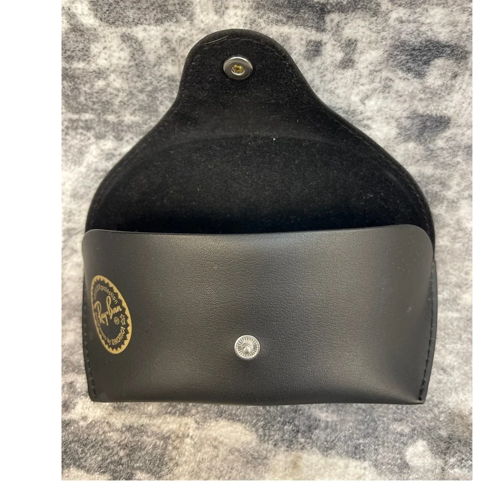 Ray-Ban Sunglasses Case‎ Black Textured Leather Snap Pouch Luxottica Gold Logo